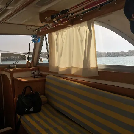 One Cabin Boat Sarah